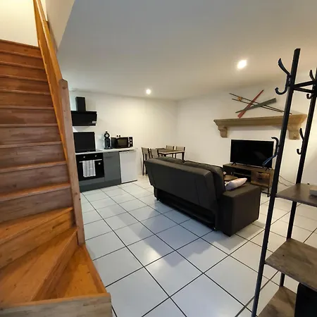 Factory-logement T2 Pour 2 A 4 Personnes